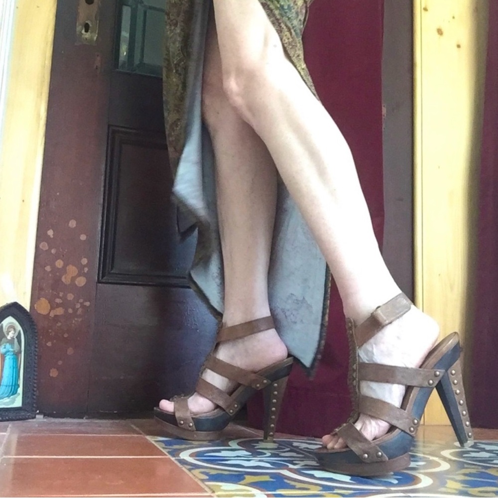 Women's Strappy Brown Heels